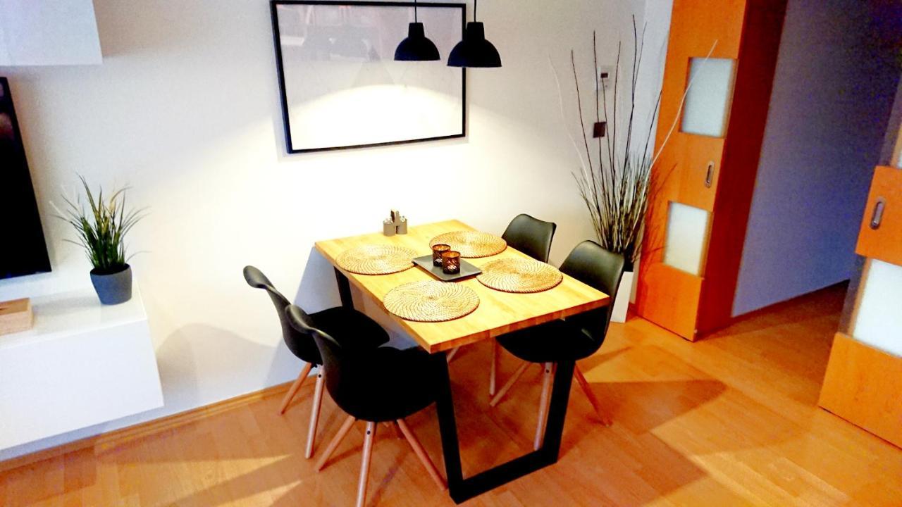 Apartman U Sklarny Lägenhet Harrachov Exteriör bild