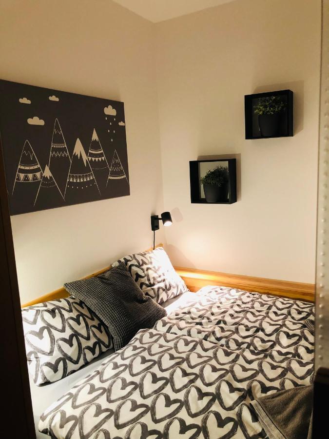 Apartman U Sklarny Lägenhet Harrachov Exteriör bild